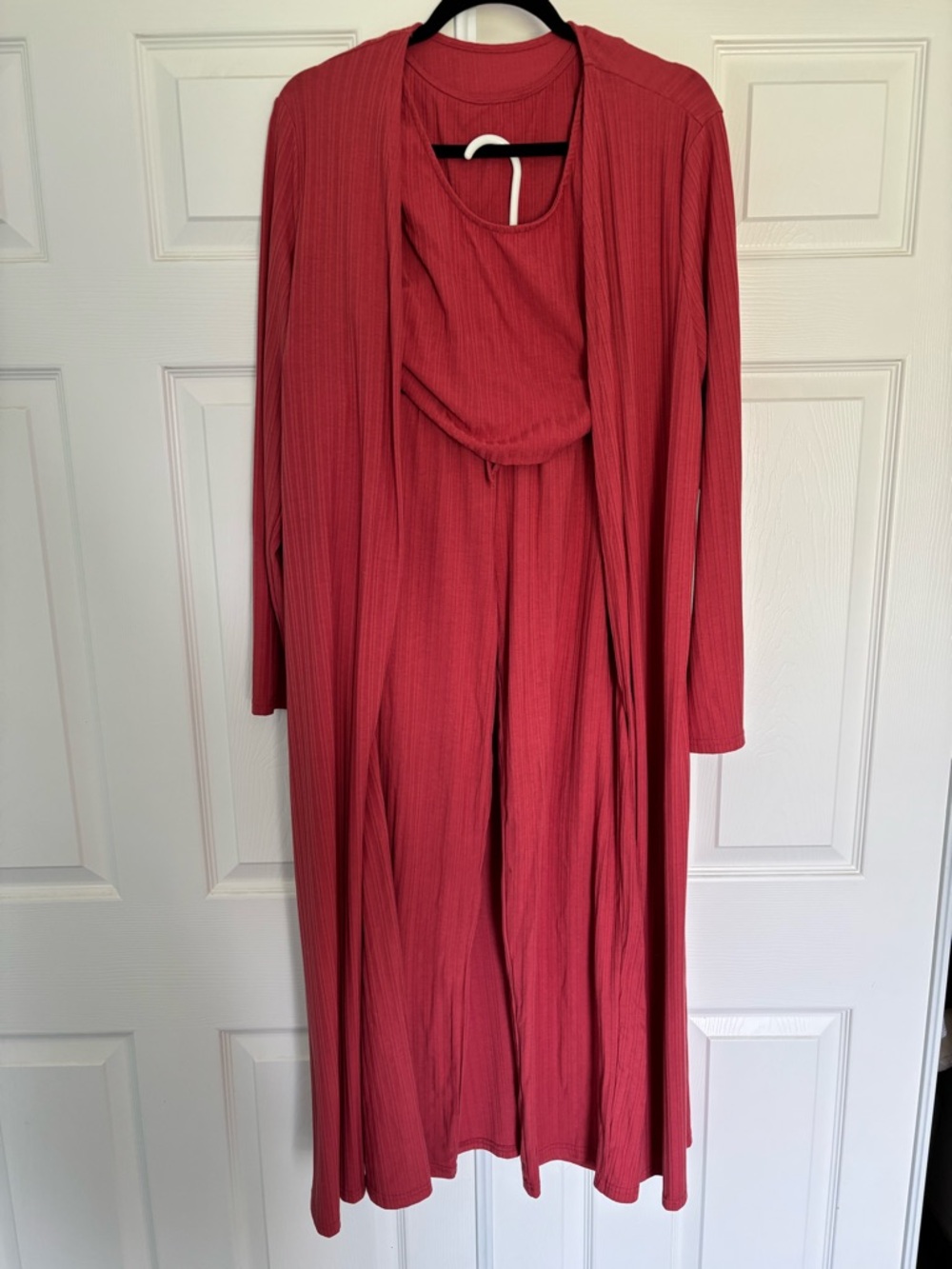 Women’s Ribbed Lounge Wear in Deep Rose